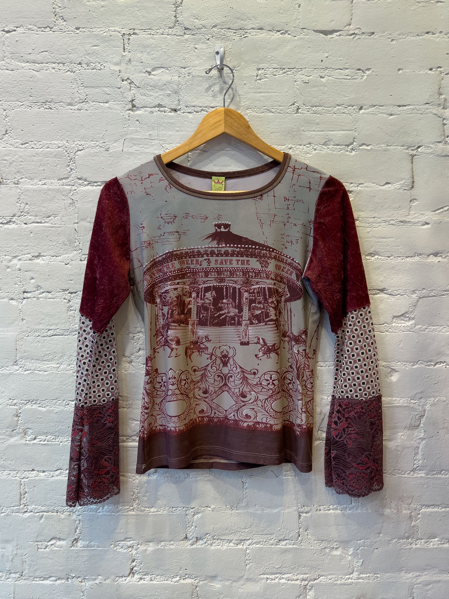 save the queen top